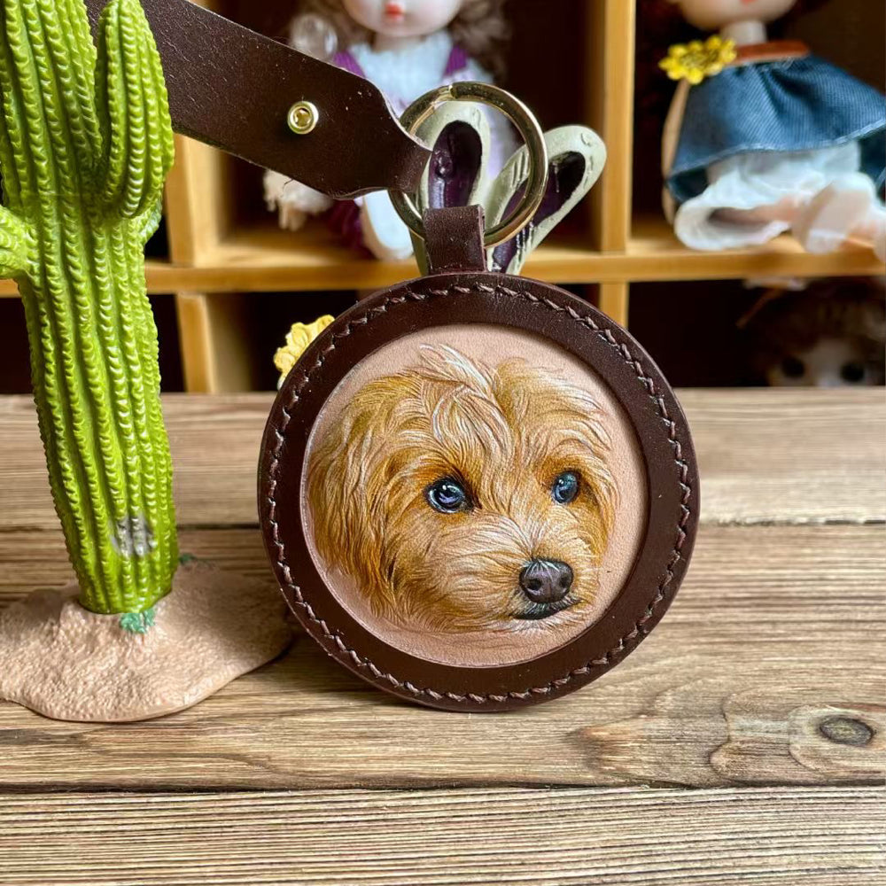 Handmade Leather Pet Portrait Keychain β Custom Dog or Cat Face Charm β A Meaningful Memorial Gift for Pet Lovers
